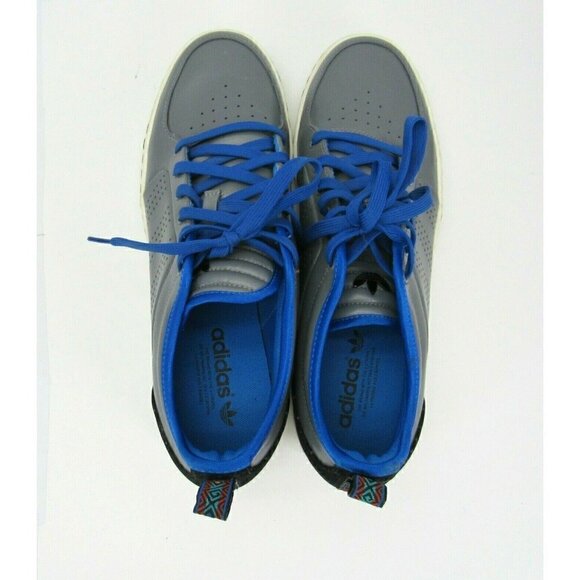 Athletic_Shoes
